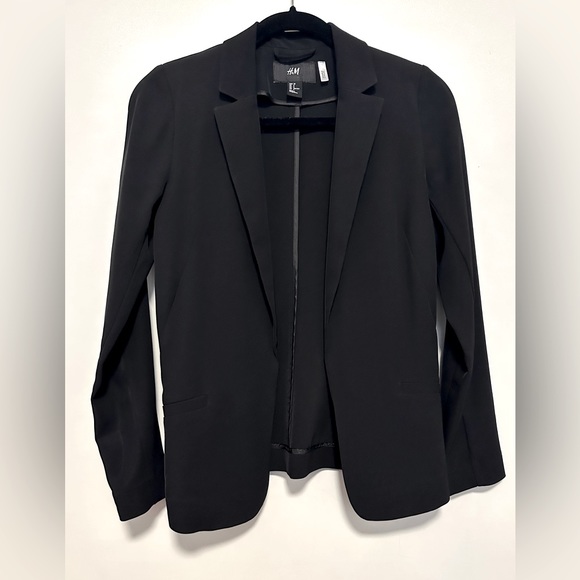 H&M Blazer - Picture 1 of 3